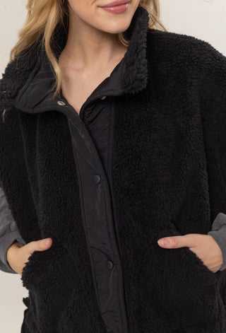 Aspen Oversized Sherpa Vest