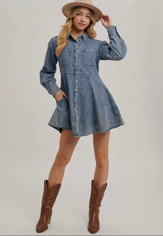 Este Shirt Dress